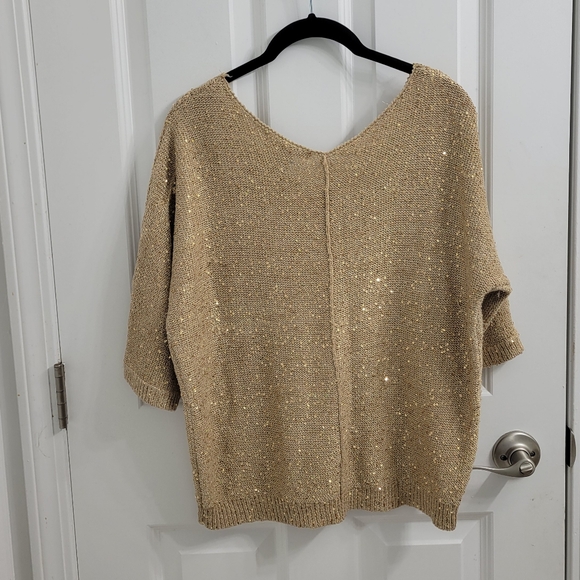 WD NY Sequin Top - Picture 5 of 6